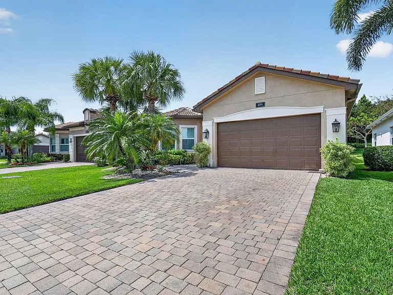8299 Arabian Range Rd — Photo 55