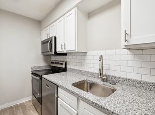 105 Cavalier Dr APT 15, Greenville, SC 29607