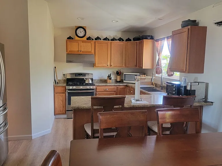 802 Haawi St — Photo 6