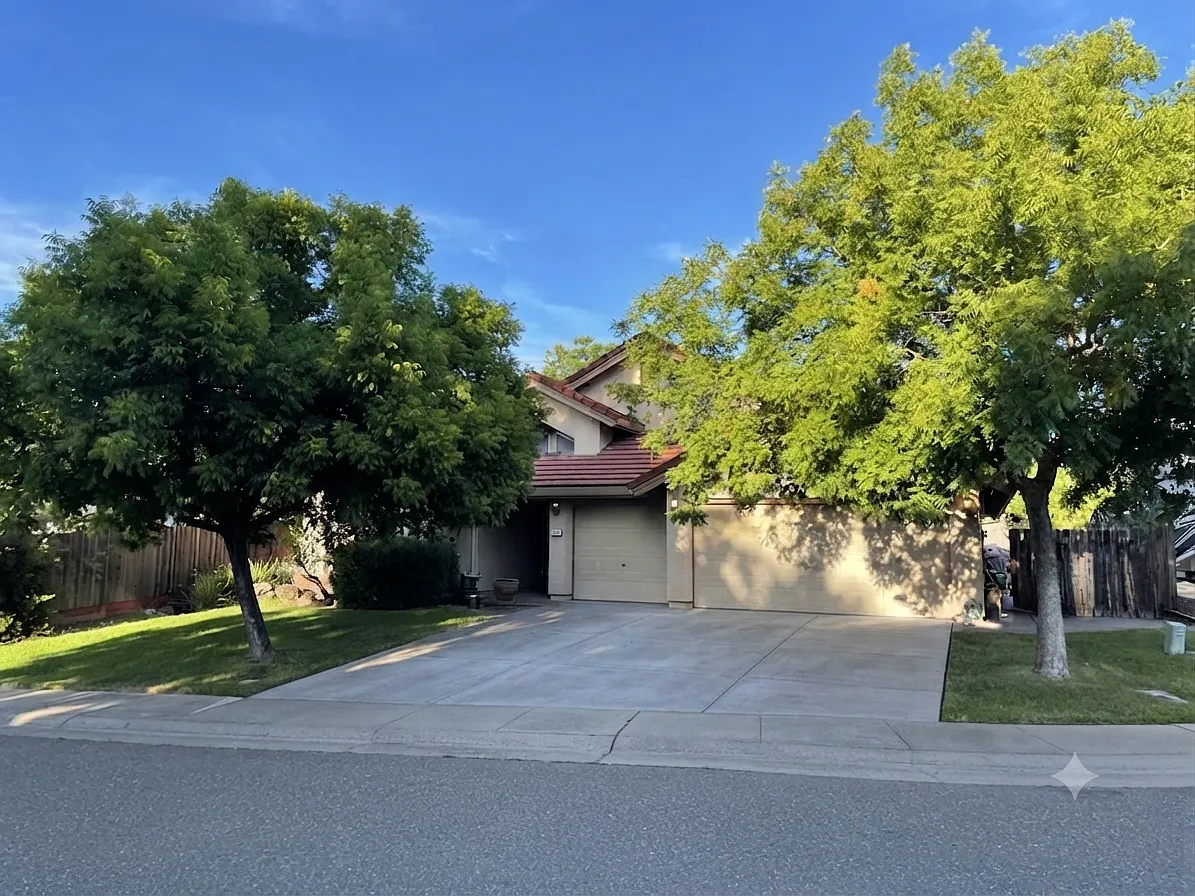 3 bed, 1608 sqft, $2,900 — Photo 1