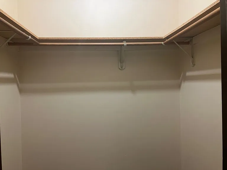 380 Mill Ave — Photo 11