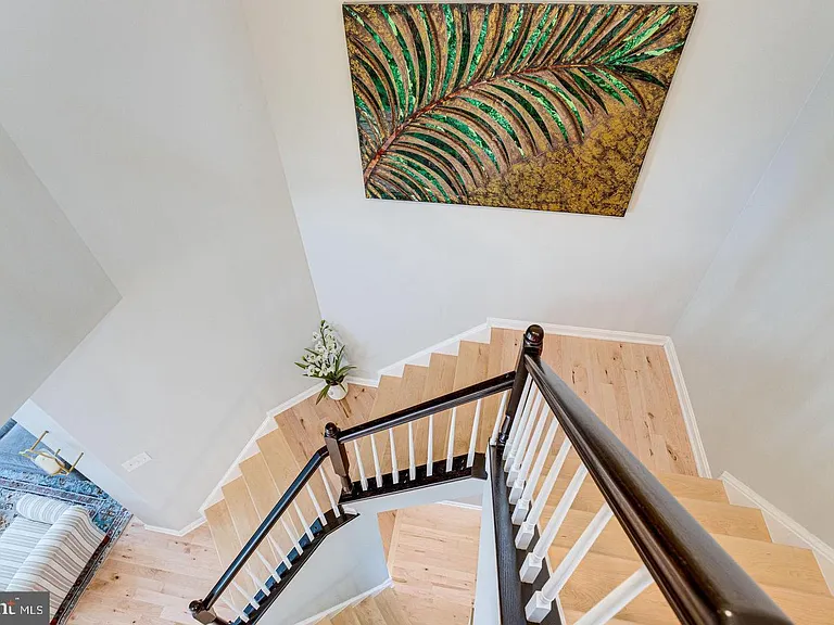 6485 Sutcliffe Dr — Photo 33