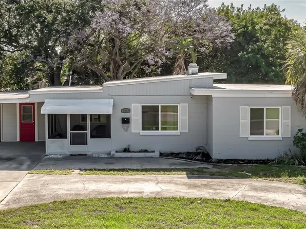 5835 10th St N, Saint Petersburg, FL 33703