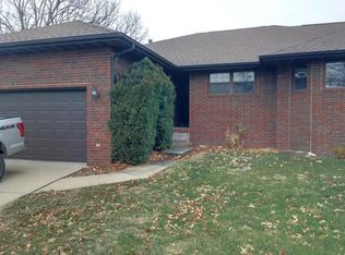 653 S Woodbridge Ct, Nixa, MO 65714