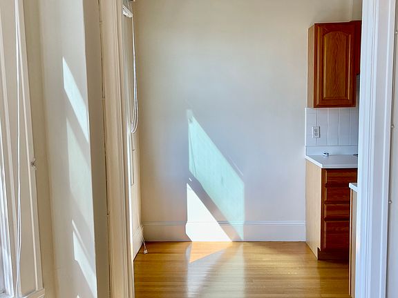 4th image of 1245 California St APT 607