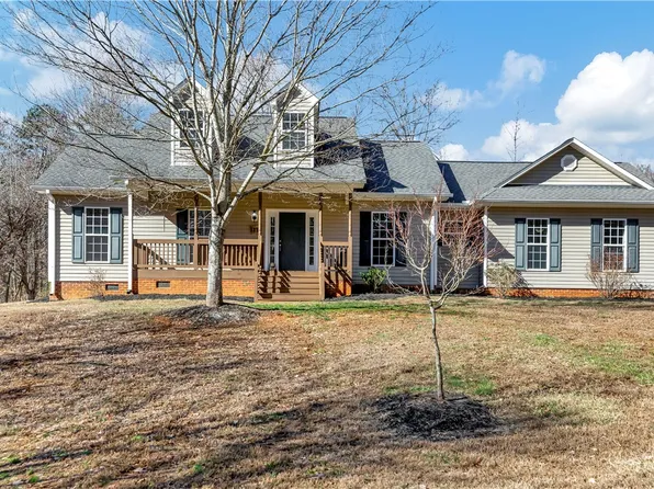 127 Daves Mountain Way, Sunset, SC 29685