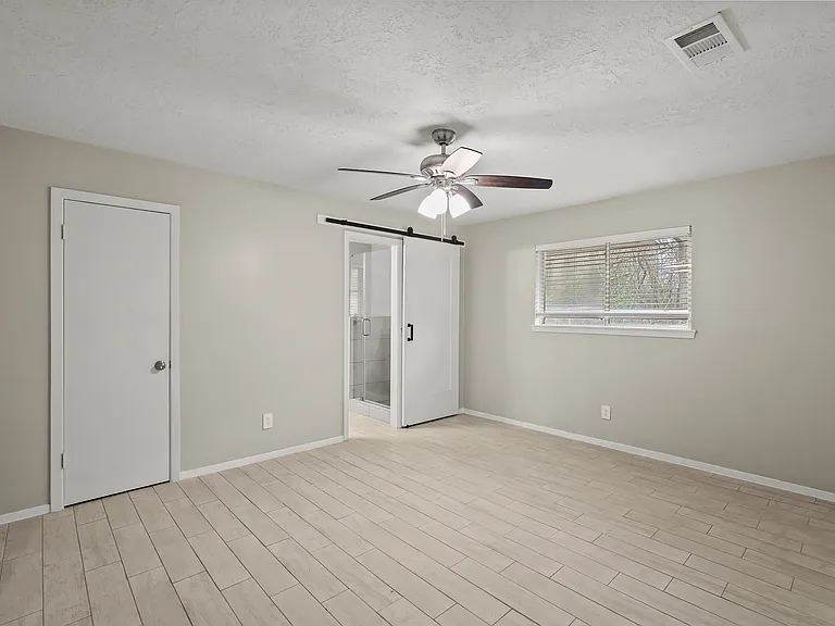 105 Navajo St — Photo 7