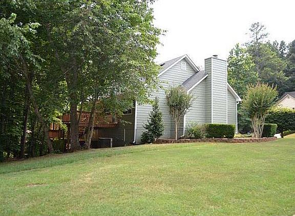 3rd image of 408 Rose Creek Pl