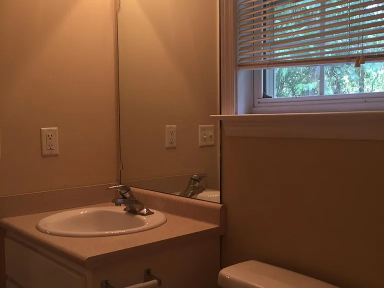 5606 Landings Pkwy — Photo 17