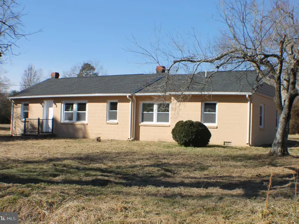 19275 Perimeter Rd, Milford, VA 22514