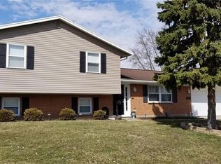 751 Shirley Dr, Tipp City, OH 45371