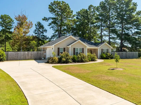 7840 Buffalo Rd, Selma, NC 27576