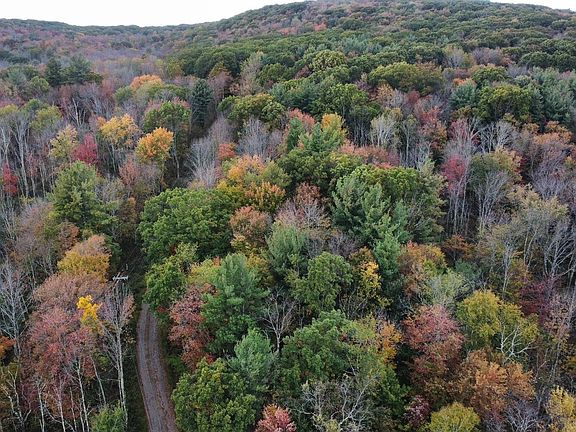 5th image of 4 West Hill Road