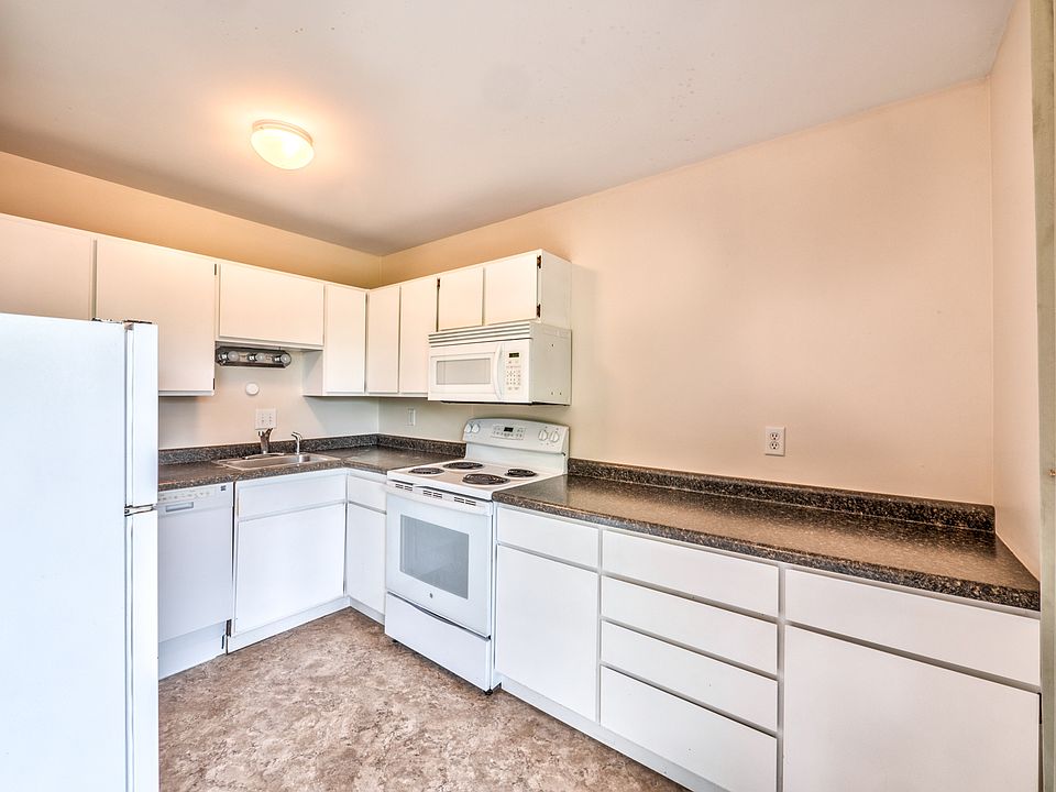 1st image of 4039 S Rose St APT 102