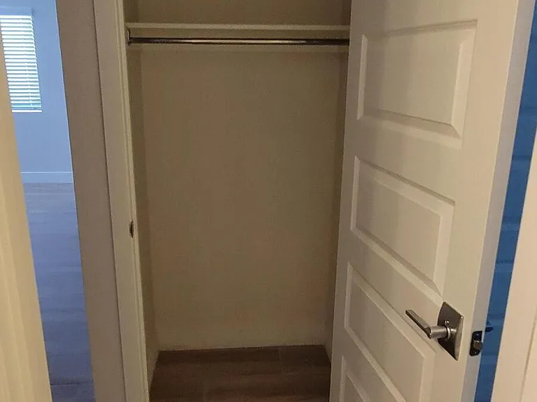 1107 N Wedgewood Dr — Photo 14