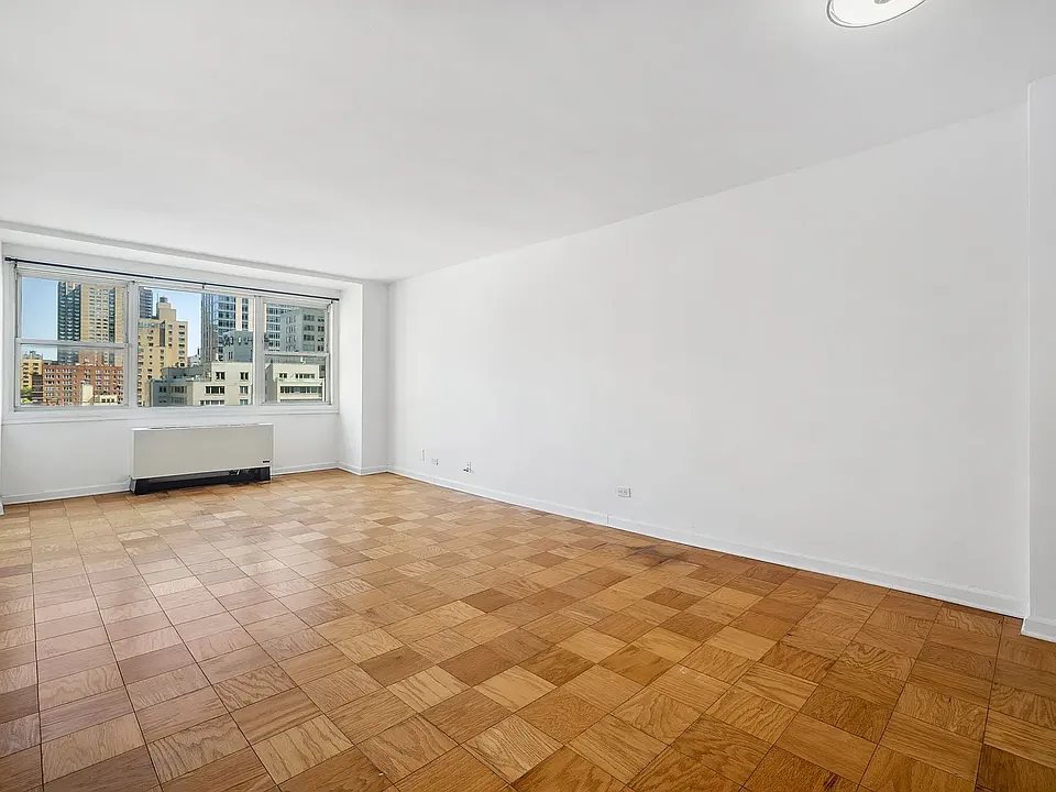 420 E 80th St #8G