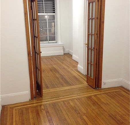 3rd image of 233 E 89th St APT 1A
