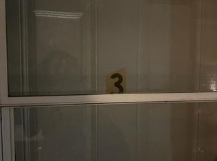 635 N Elmwood Dr APT 3, Aurora, IL 60506