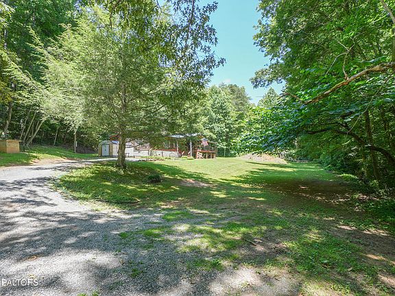 5th image of 1649 Six Mile Cemetery Rd