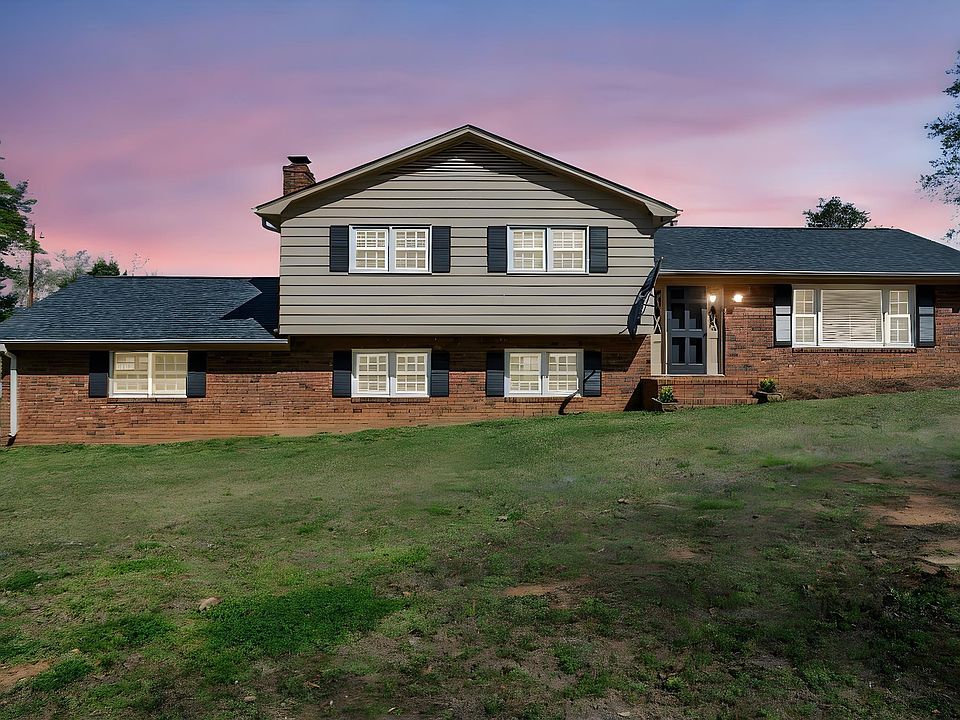 1st image of 717 Richbourg Rd