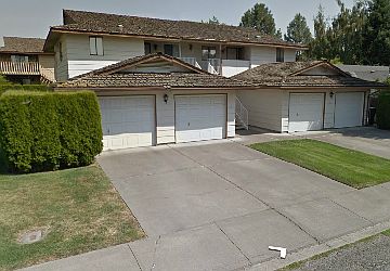 1st image of 242 NE Cedar Ave APT 2
