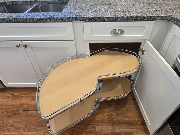 5th image of 340 Louisiana Ave