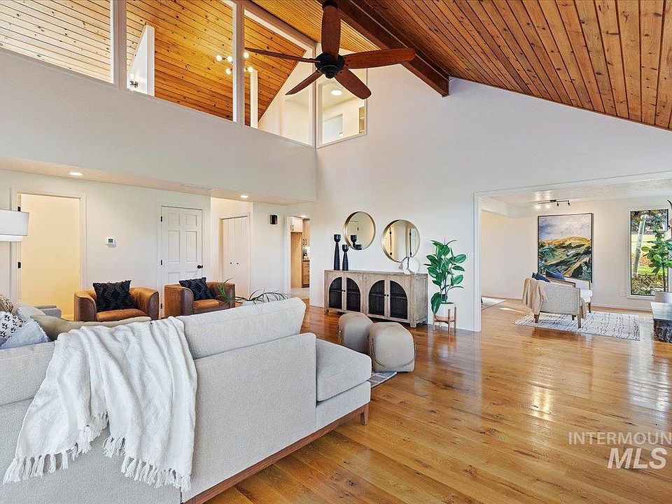 1st image of 2807 Greenvale Pl