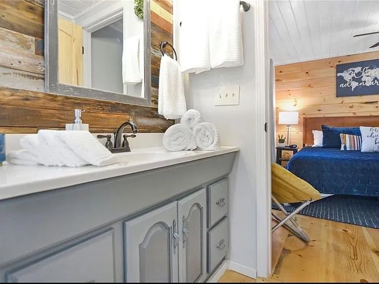 165 Corbin Hill Rd — Photo 12
