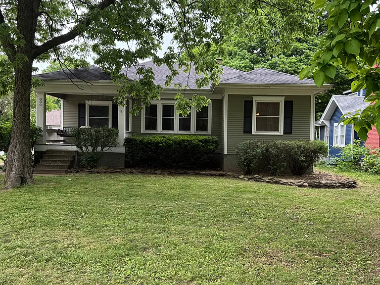 Front view from Fremont Ave