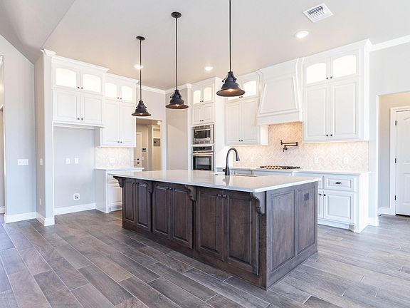 Homes by Taber Poppey Half Bath Floor Plan-12604 Pinewood Lane