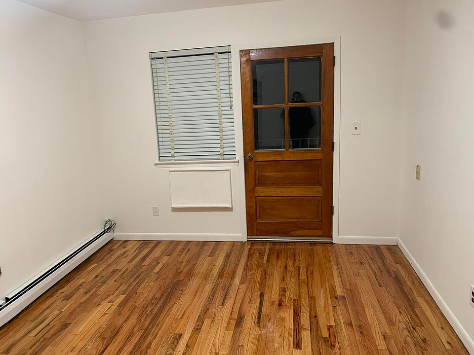 7006 Eliot Ave Middle Village, NY, 11379 Apartments for Rent Zillow