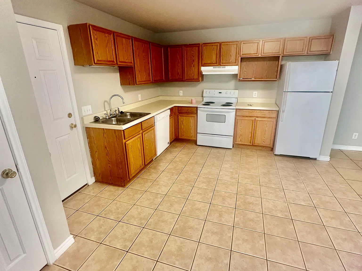 7367 Golf Vista Blvd — Photo 3