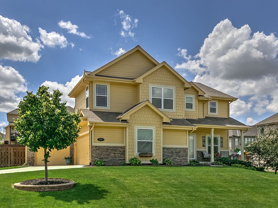 1st image of 2260 Crystal Creek Dr