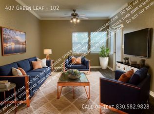 407 Green Leaf APT 102, Horseshoe Bay, TX 78657