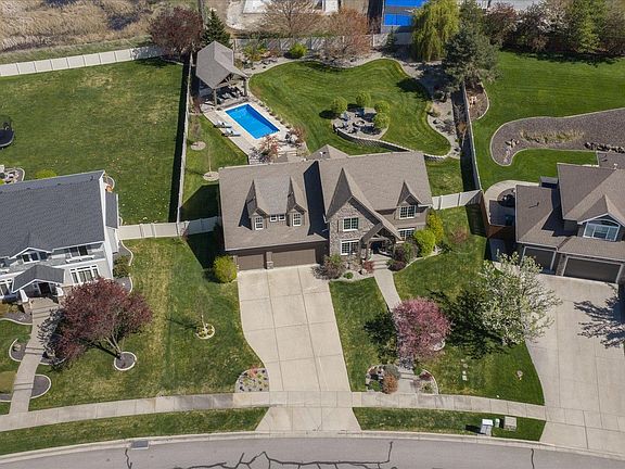 3rd image of 2109 S Steen Rd