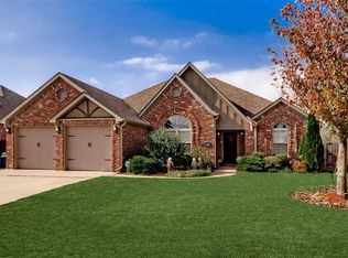 3100 SW Silverbark Rd, Bentonville, AR 72713