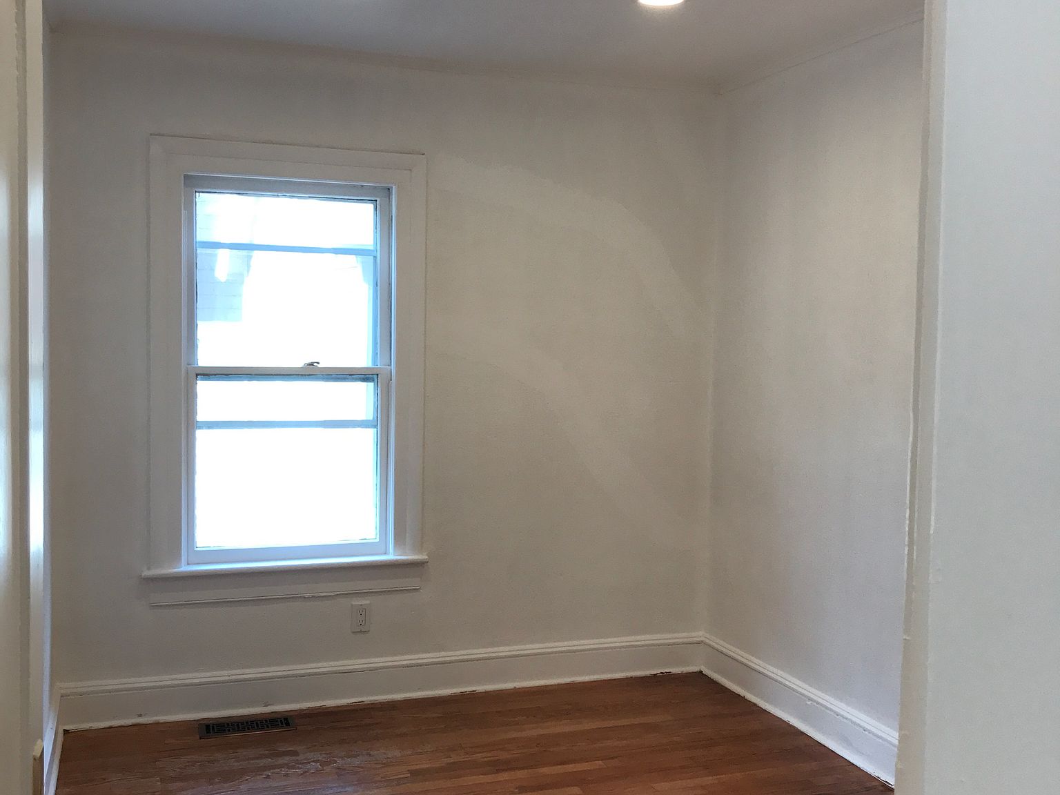 16 Lowe St, Norwalk, CT 06854 Zillow