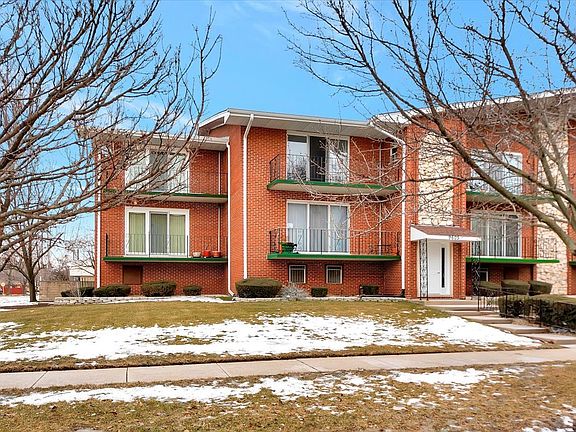 2nd image of 9605 S Komensky Ave APT 201