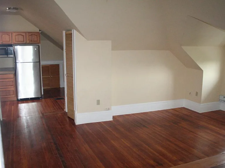 300 McGregor Ave #3 — Photo 13