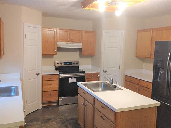 5th image of 501 Peace Dr