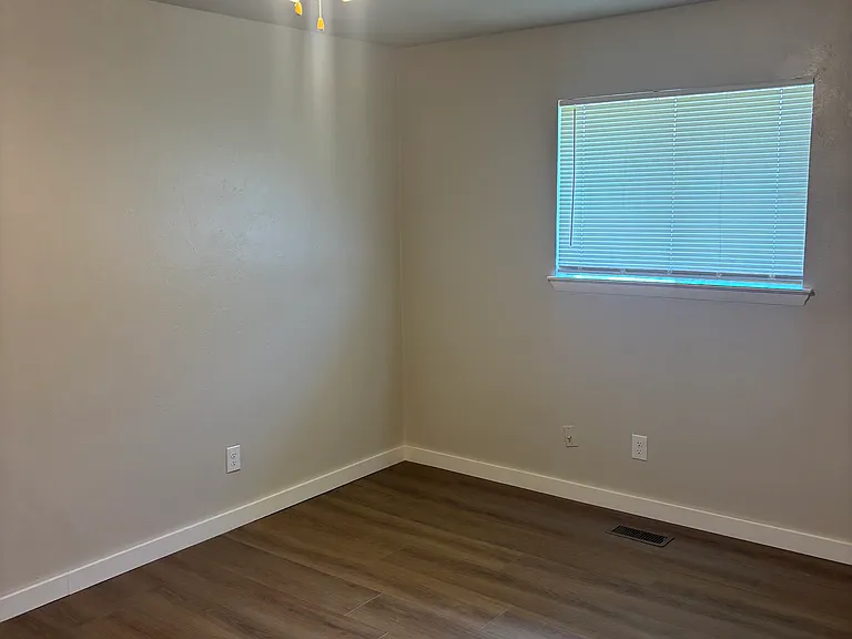 6411 N Shawnee Ave — Photo 5
