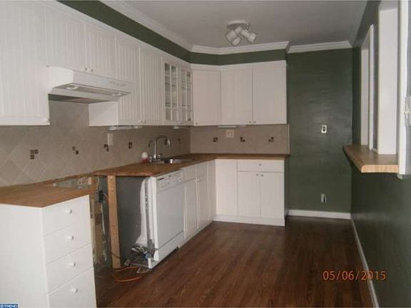 4th image of 6805 E Roosevelt Blvd