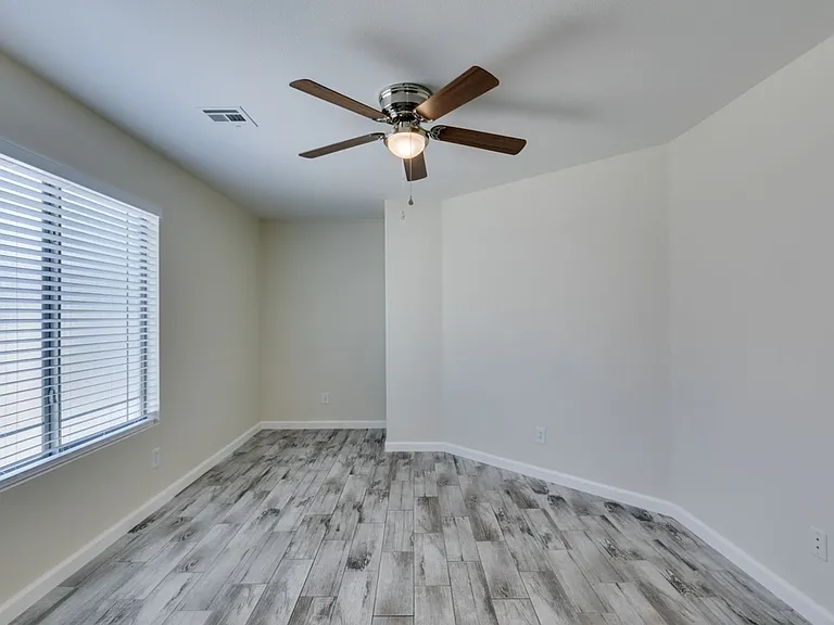 6763 Bison Creek St — Photo 22