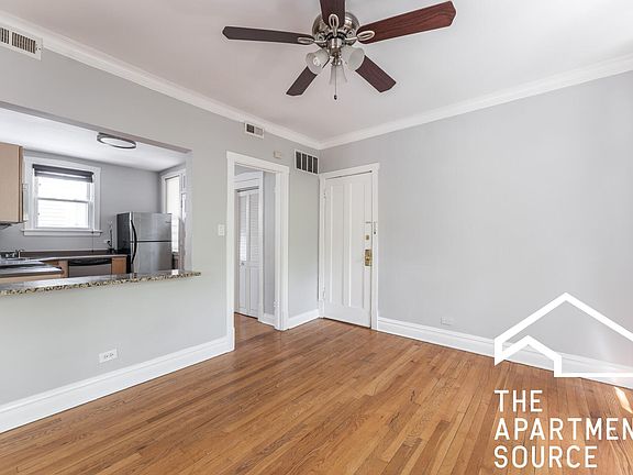 3rd image of 3540 W Grace St #1E