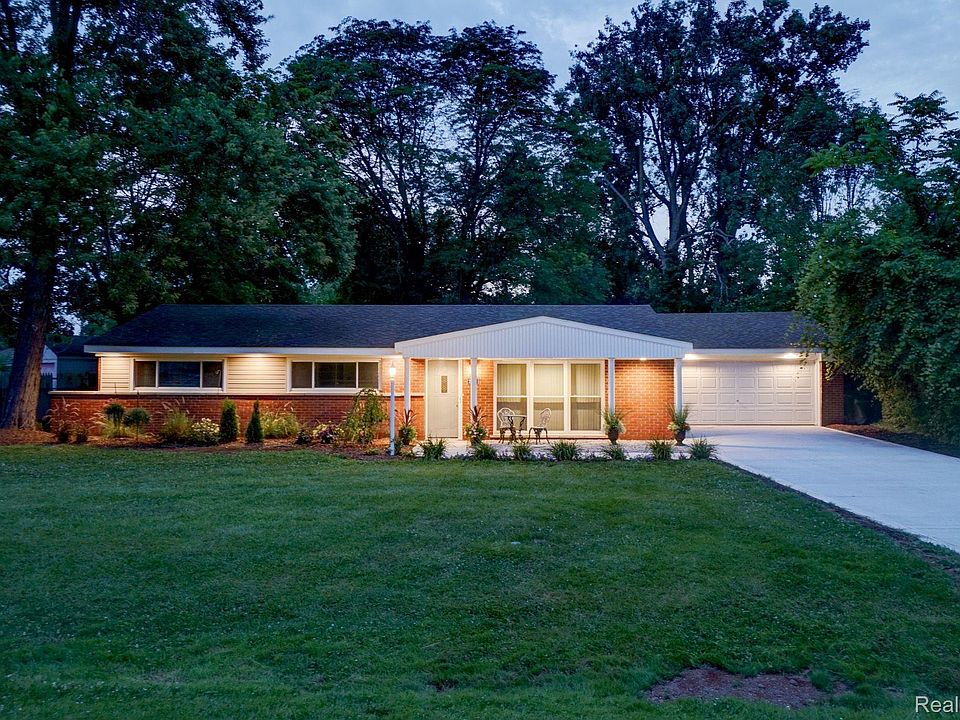 1st image of 2588 Littletell Ave