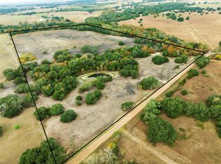 1250 Ladewig Ln, Schulenburg, TX 78956