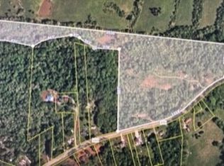 3330 Lylewood Rd, Woodlawn, TN 37191