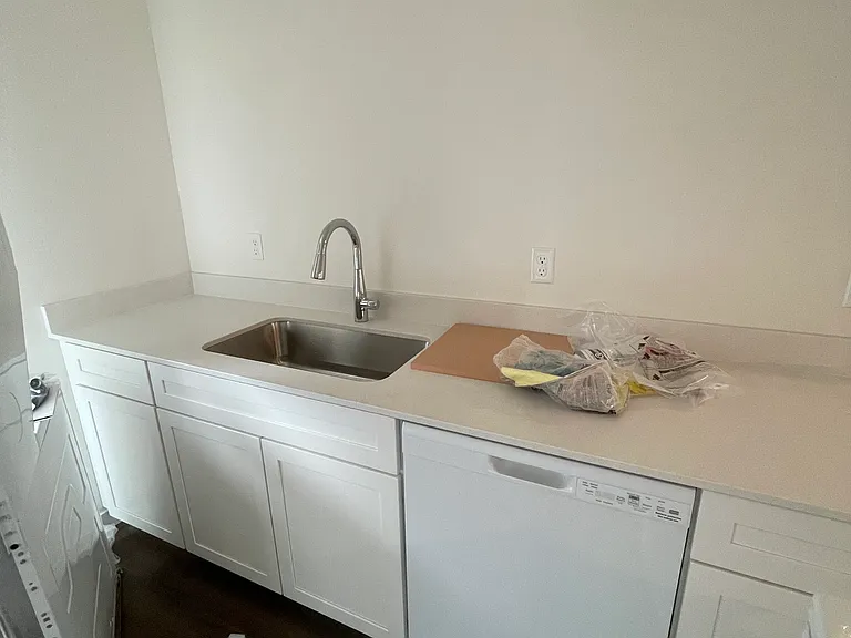 2326 Cross Creek St #201 — Photo 20