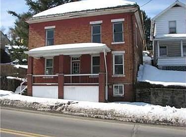 1st image of 527 Lowry Ave