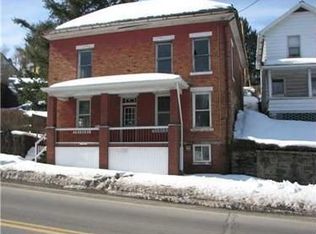 527 Lowry Ave, Jeannette, PA 15644